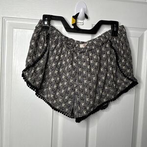 Mossimo Supply Co Medium Black Cream Tribal Print Pom Trim Flowy Shorts